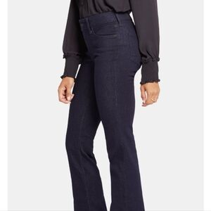 NYDJ Barbara Bootcut Jeans in rise